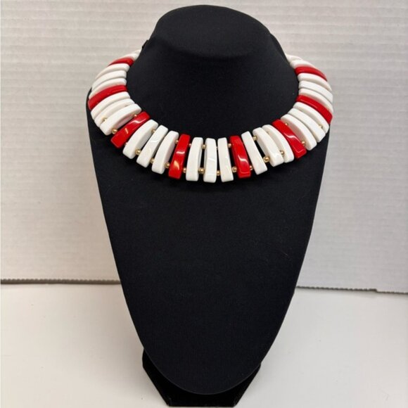 Retro Bold Red and White Statement Choker Necklace - Picture 8 of 16